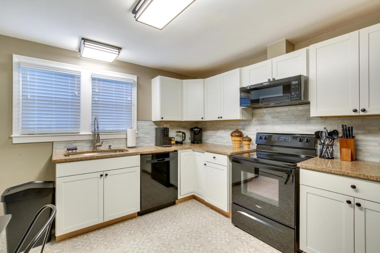 The Peaceful Post Kingston Vacation Rental ภายนอก รูปภาพ
